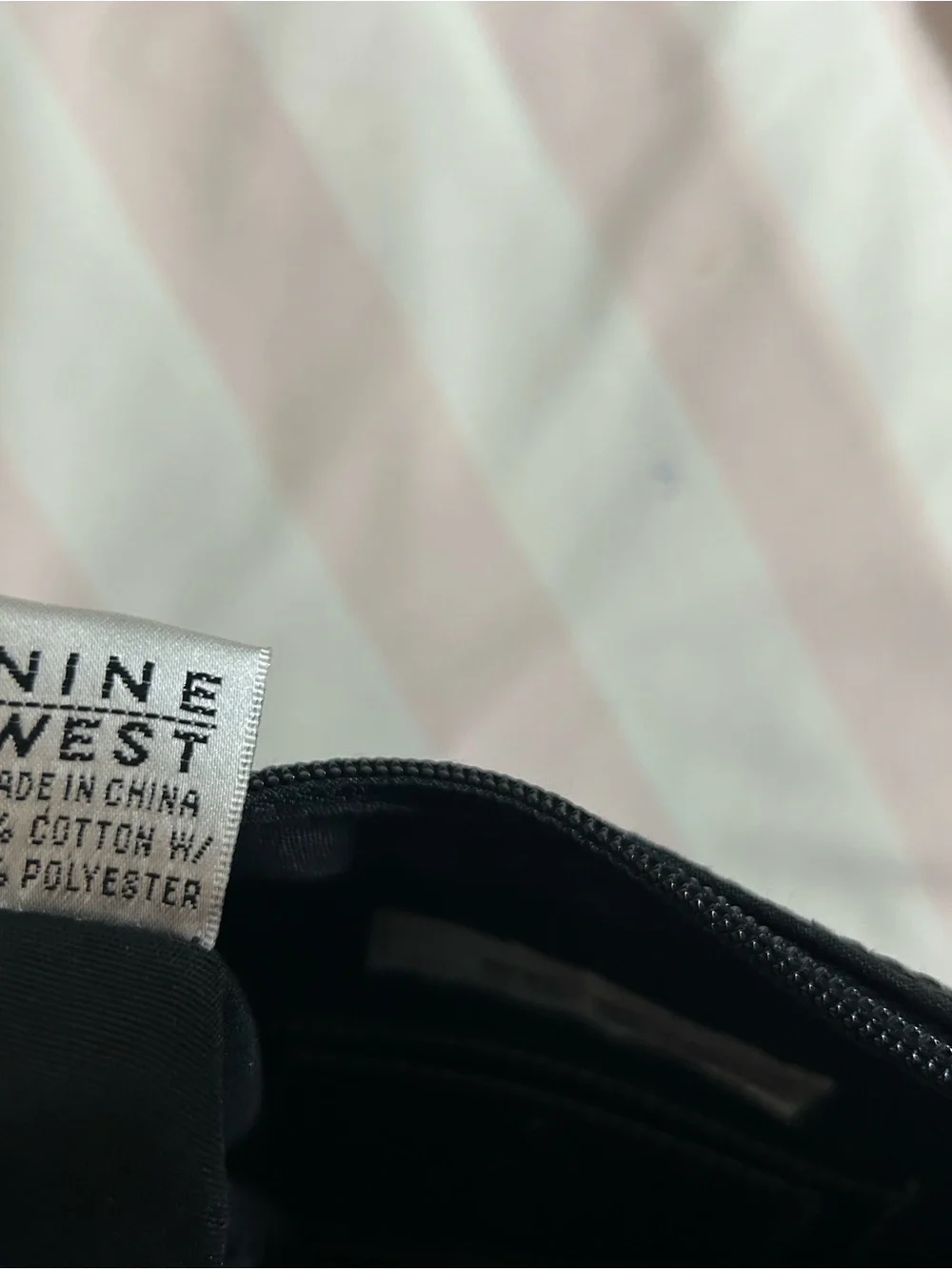 Nine West Black Fabric Shoulder Bag Small Hobo Zip Top Minimalist Y2K Style - Picture 12 of 12